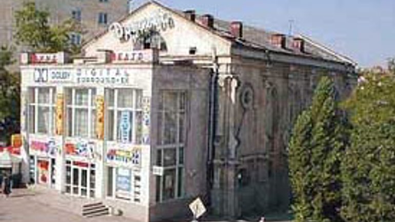 Севастопольский горсовет отказался обсуждать передачу государству бывшего здания костела - фото 1