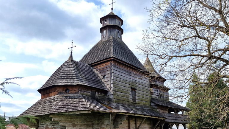 У Дрогобичі реставрують дзвіницю Церкви Воздвиження Чесного Хреста - фото 1